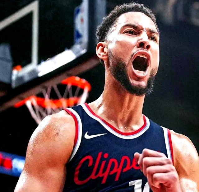 快船大胜爵士，取得胜利