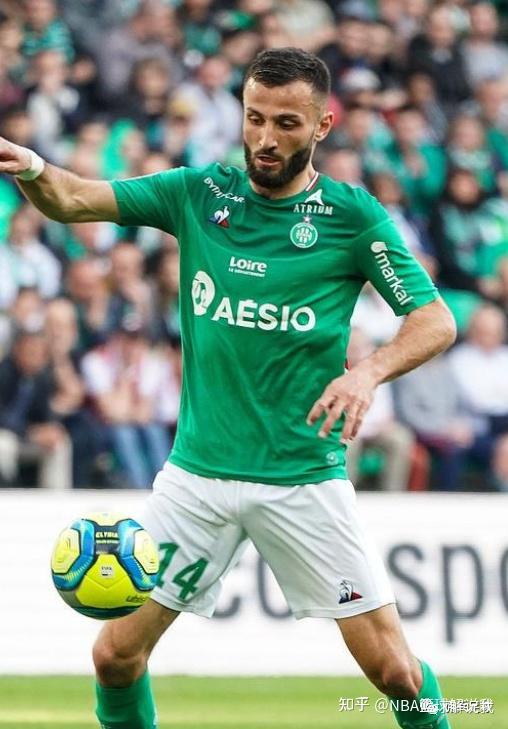 圣埃蒂安逆转胜利,球队气势如虹 圣埃蒂安逆转胜利,球队气势如虹