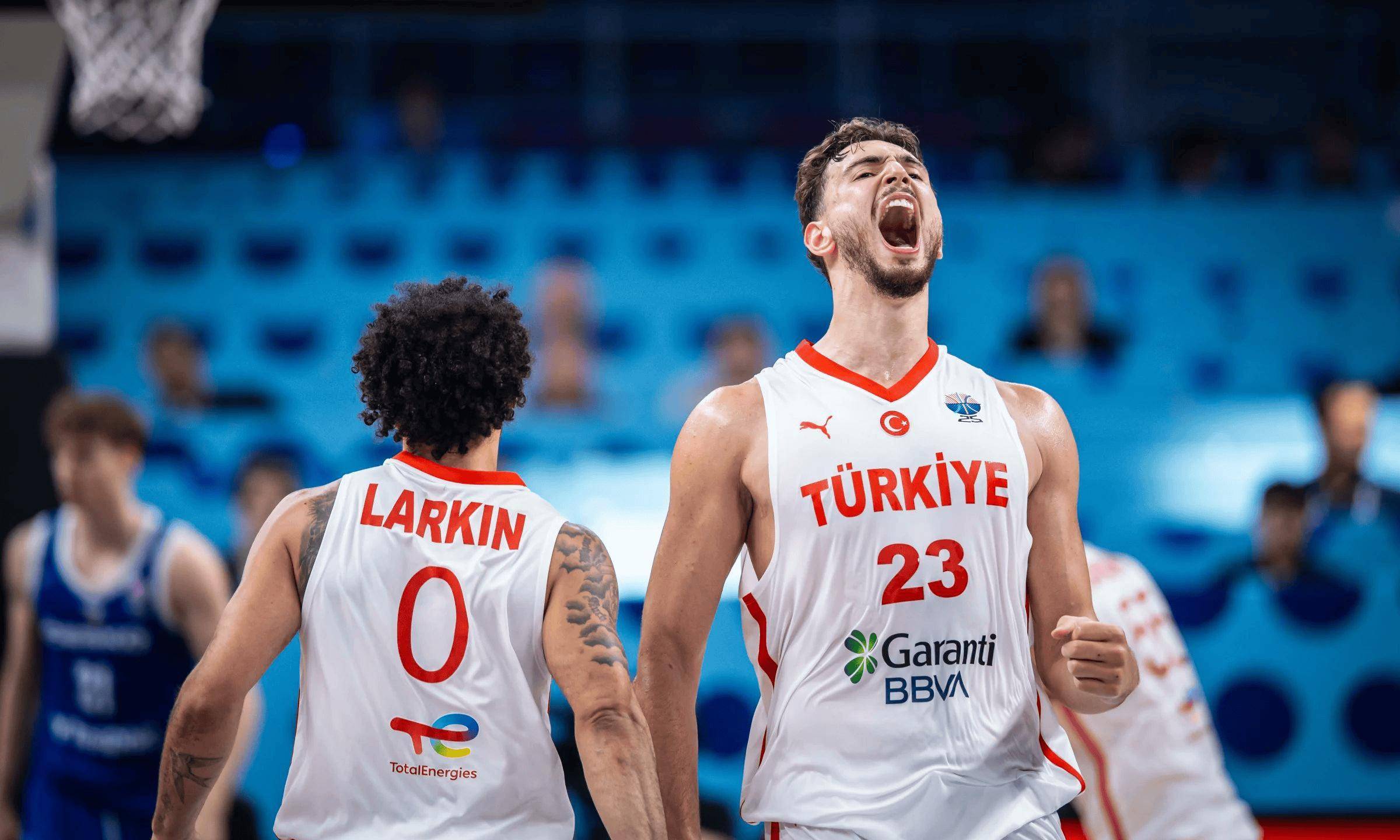 熊猫体育官方-日本男篮逆转塞尔维亚男篮，拉塞尔制霸全场