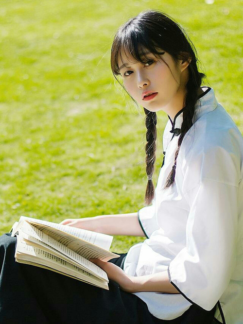 熊猫体育app-当摩纳哥遇见比利时，莫德里奇的隐形指挥艺术